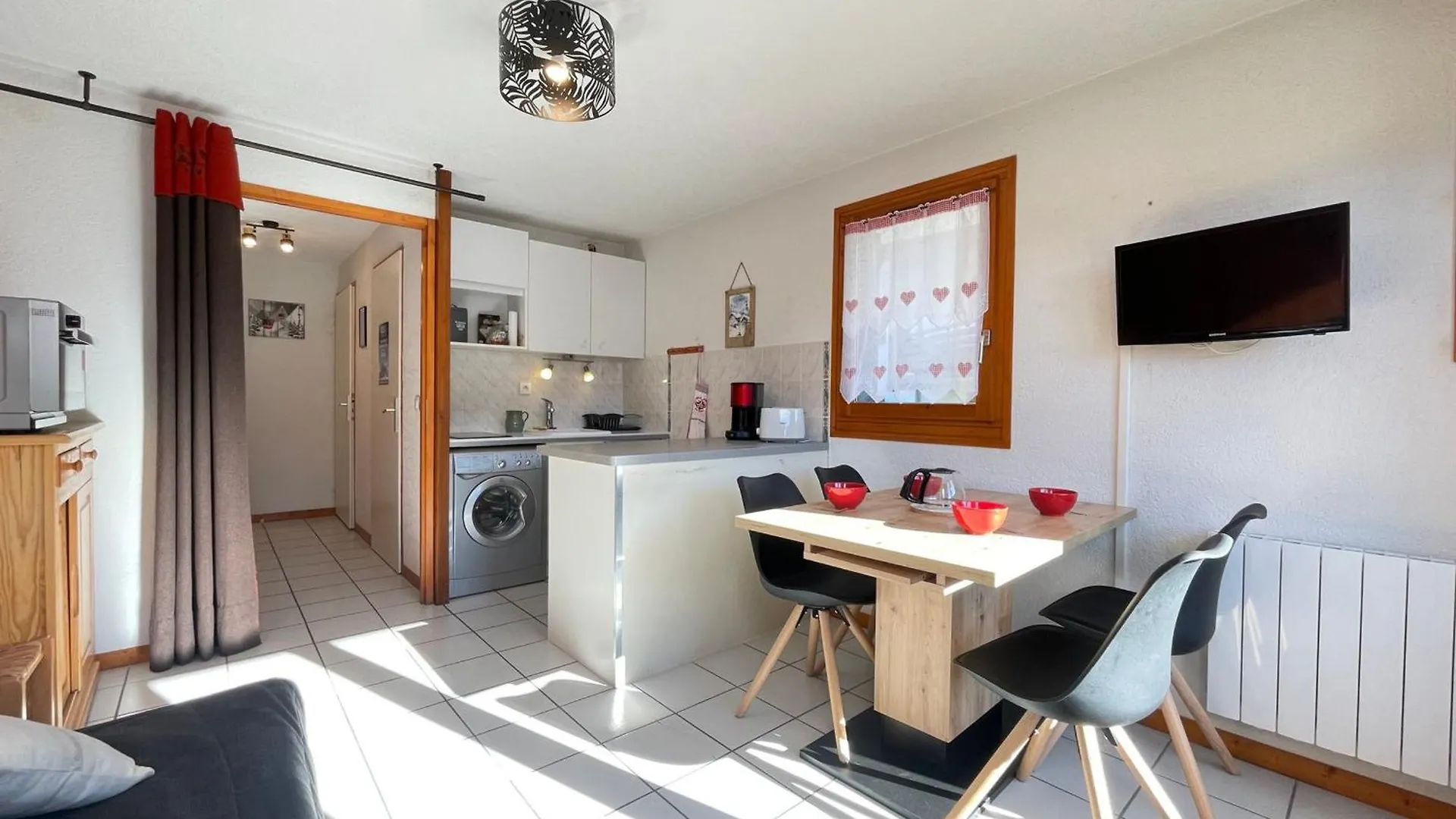 Appartement Notre-Dame-de-Bellecombe, 2 pièces, 4 personnes - FR-1-505-168 0*, Notre-Dame-de-Bellecombe Francia